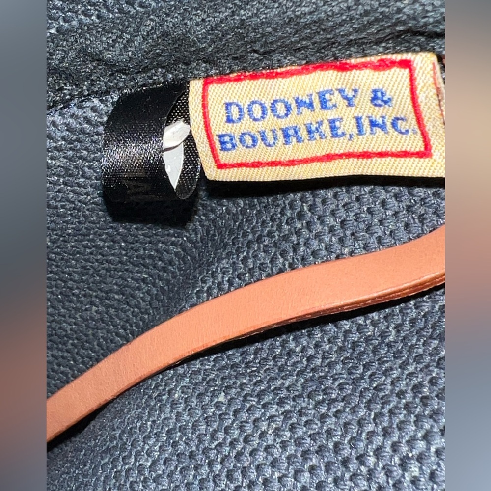 Vintage Dooney & Bourke Navy Canvas Leather Trim Zip Tote Purse Classic USA - Picture 4 of 9